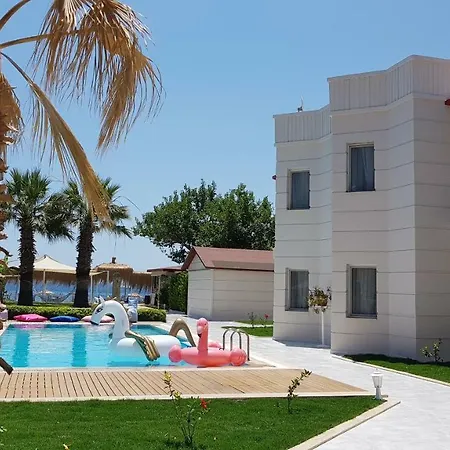 Ortakent Zumrut Sok.no18 Tatil Evi Appartamento *
