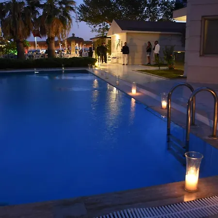 Ortakent Zumrut Sok.no18 Tatil Evi Appartamento *
